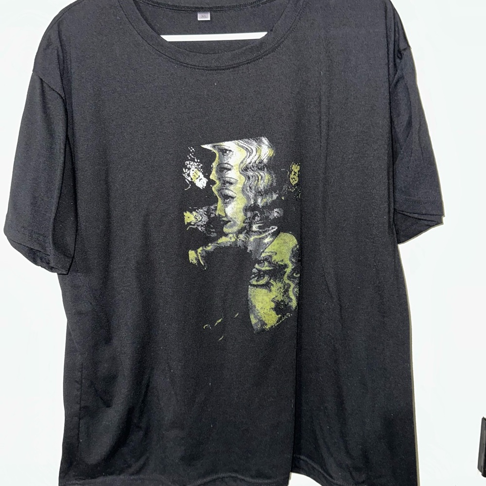 SHEIN Black Graphic Women's Tee
